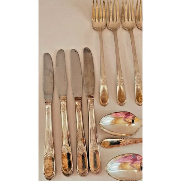 Mary Lou Devonshire 1928 Silverplate Flatware Lot 27pc Tarnished Patina Vintage - Picture 7 of 9